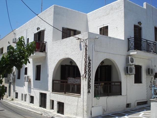 Pension Lagoudera Naxos City ภายนอก รูปภาพ